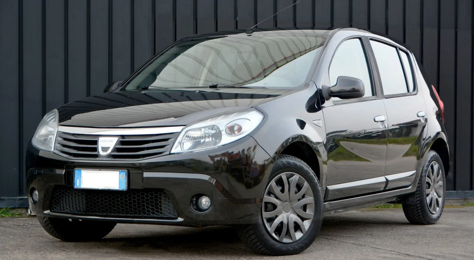 Dacia Sandero 1.4 8v Ambiance GPL Nero - 1