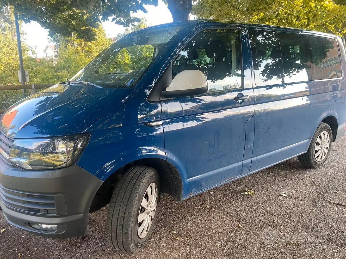 Volkswagen T6 Caravelle Blu/Azzurro - 1