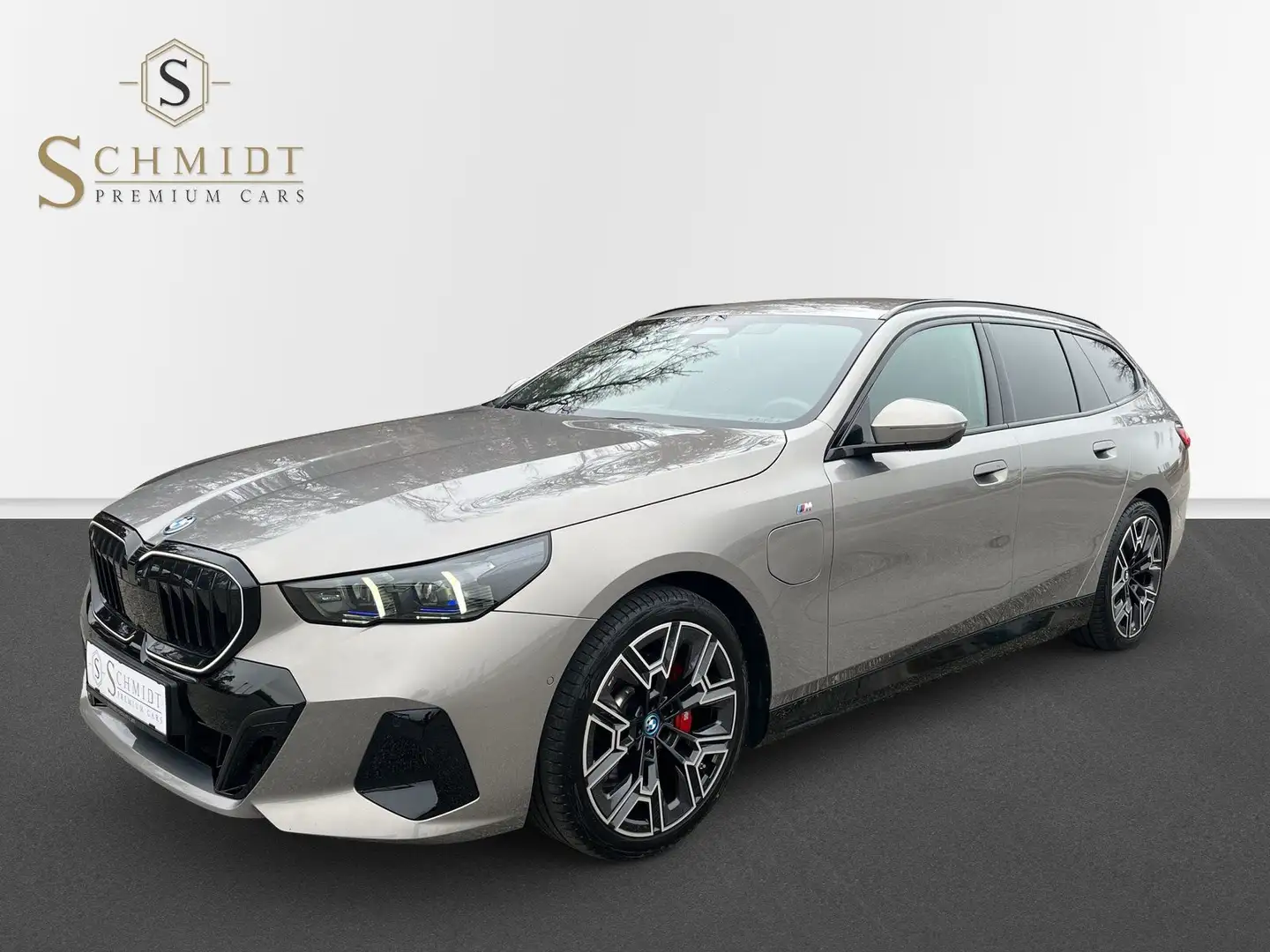 BMW 530 e iPerformance xDrive M Sport Grau - 1