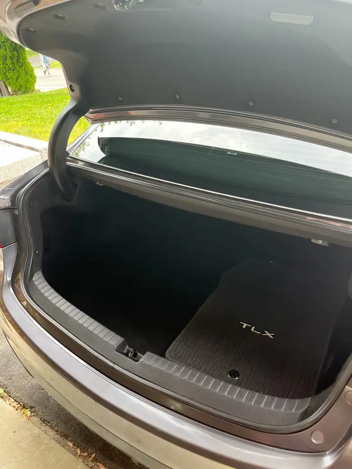 Acura TLX снимка Acura TLX