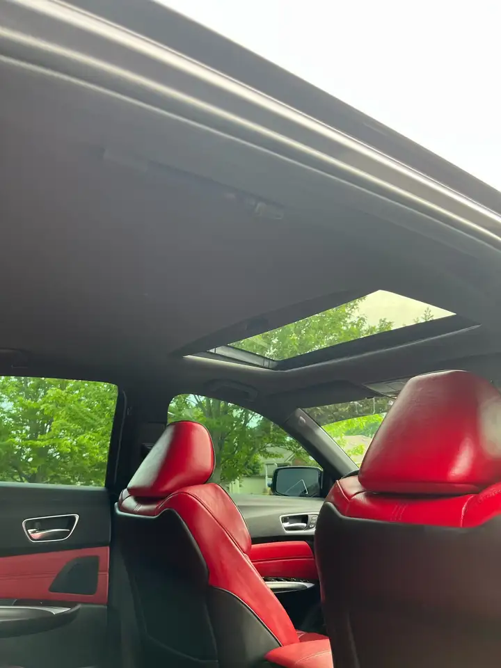 Acura TLX снимка Acura TLX