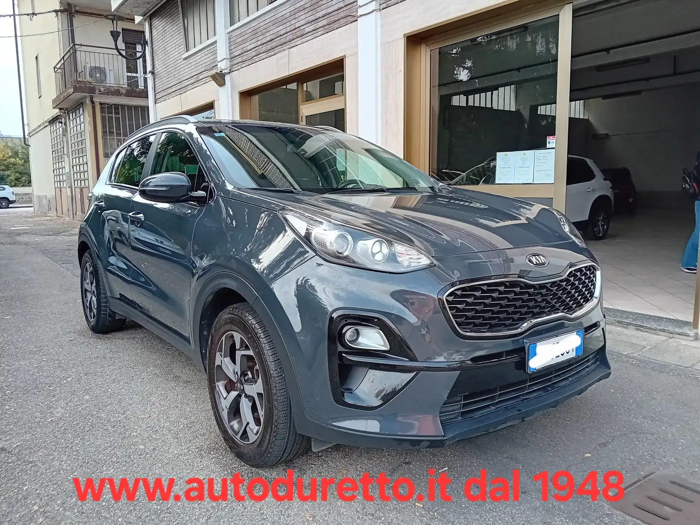 Kia Sportage 1.6 crdi 2wd 115cv Gris - 1