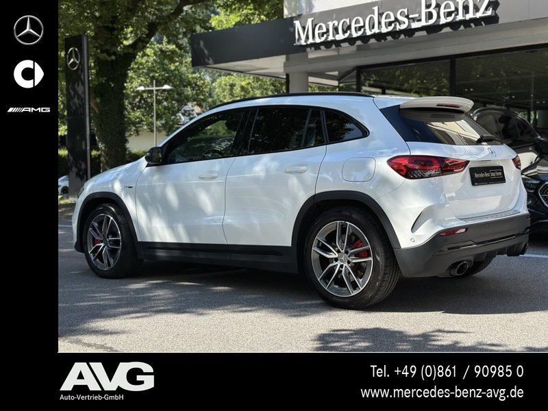 Mercedes-Benz GLA 35 AMG GLA 35 4M Pano Perf-Sitz Night Mbeam Stndh. Mem. — photo 8