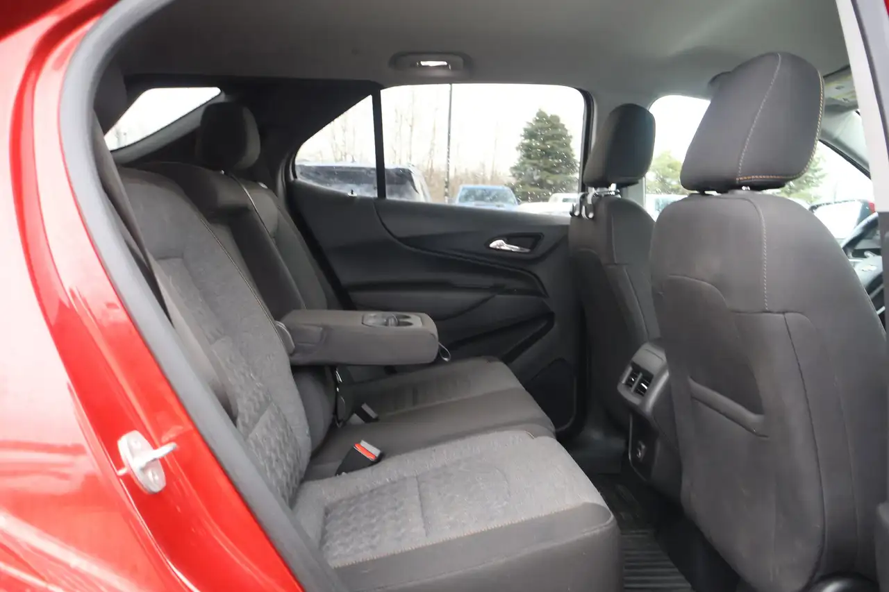 Chevrolet Equinox снимка Chevrolet Equinox