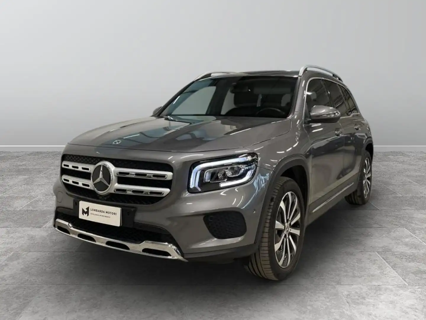 Mercedes-Benz GLB 180 d AMG Line Premium Plus auto 7p.ti Gris - 1