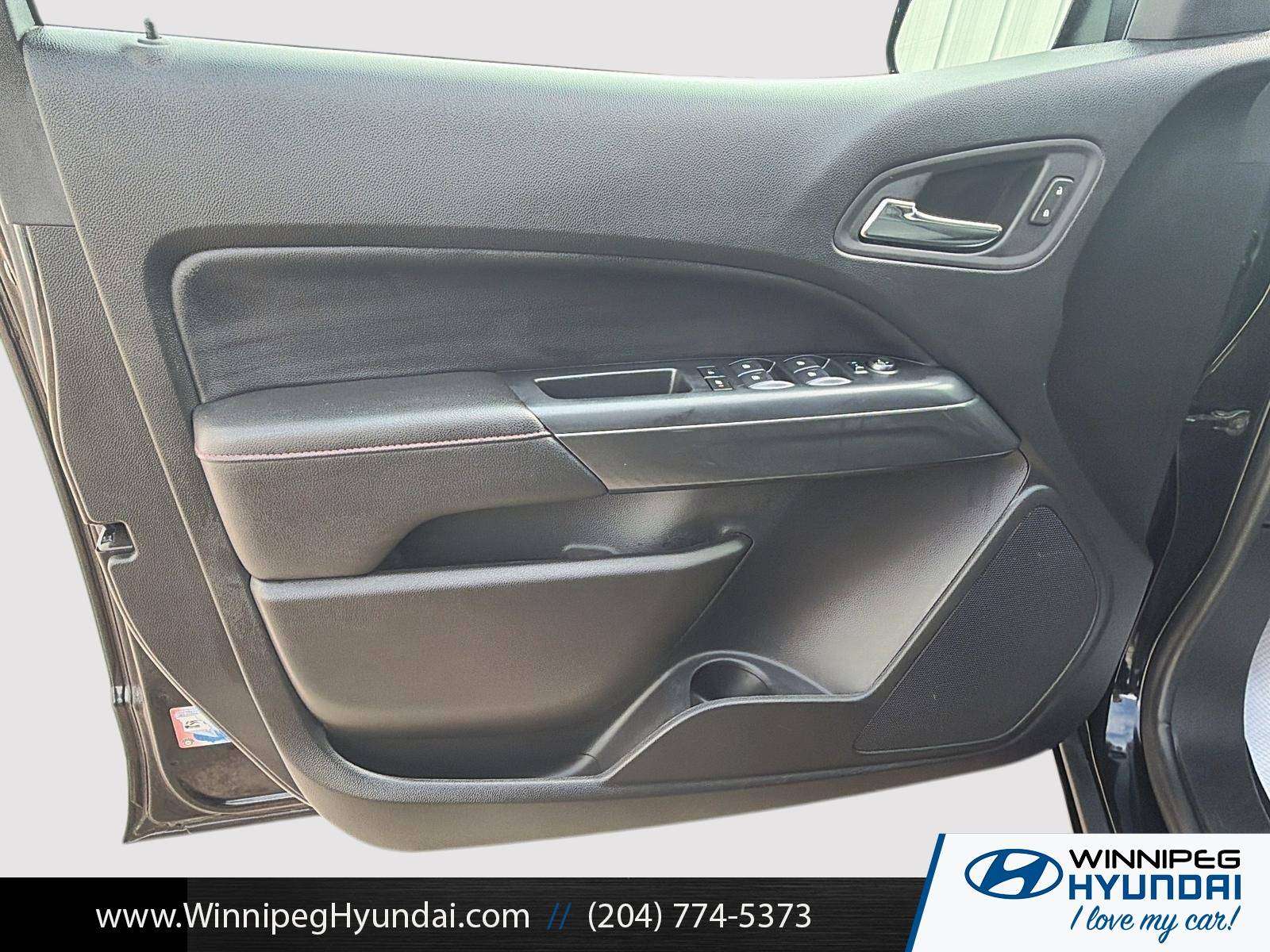 used 2020 GMC Canyon car, priced at $34,628
