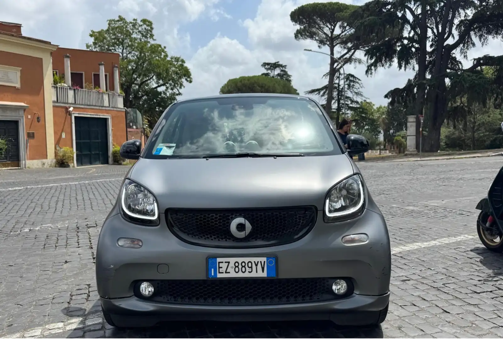 smart forTwo 1.0 mhd Hi-tech 71cv uni pro’ km 49.000 Grau - 1
