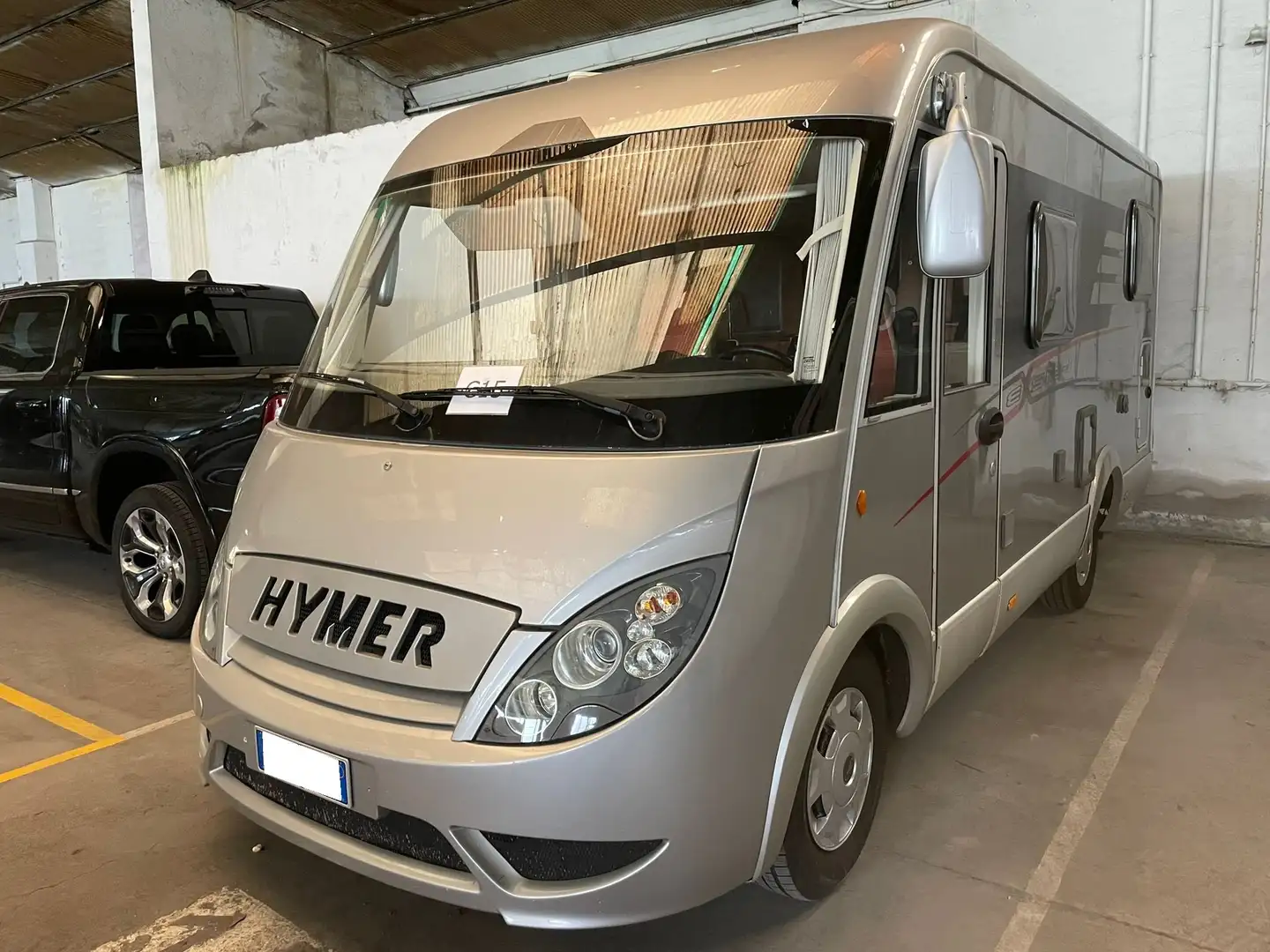 Hymer/Eriba exsis-i 512 - lunghezza 6,15m Grigio - 1
