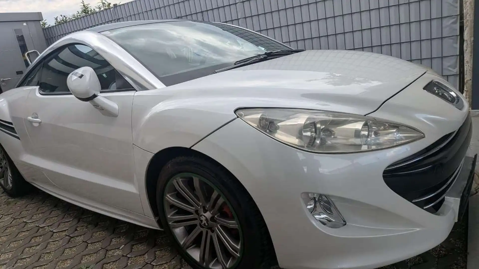 Peugeot RCZ RCZ 1,6 THP 160 Weiß - 2