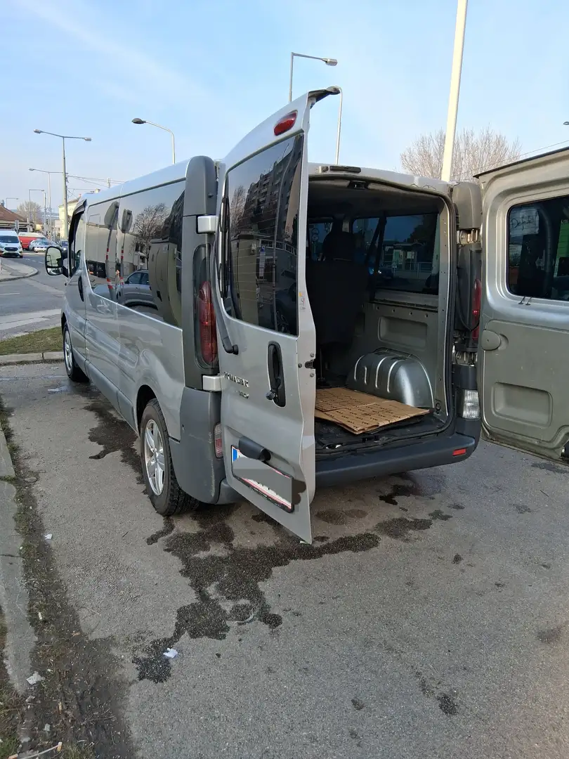 Nissan Primastar Primastar Kombi L2H1 2,5 TD 2,9t Silber - 1