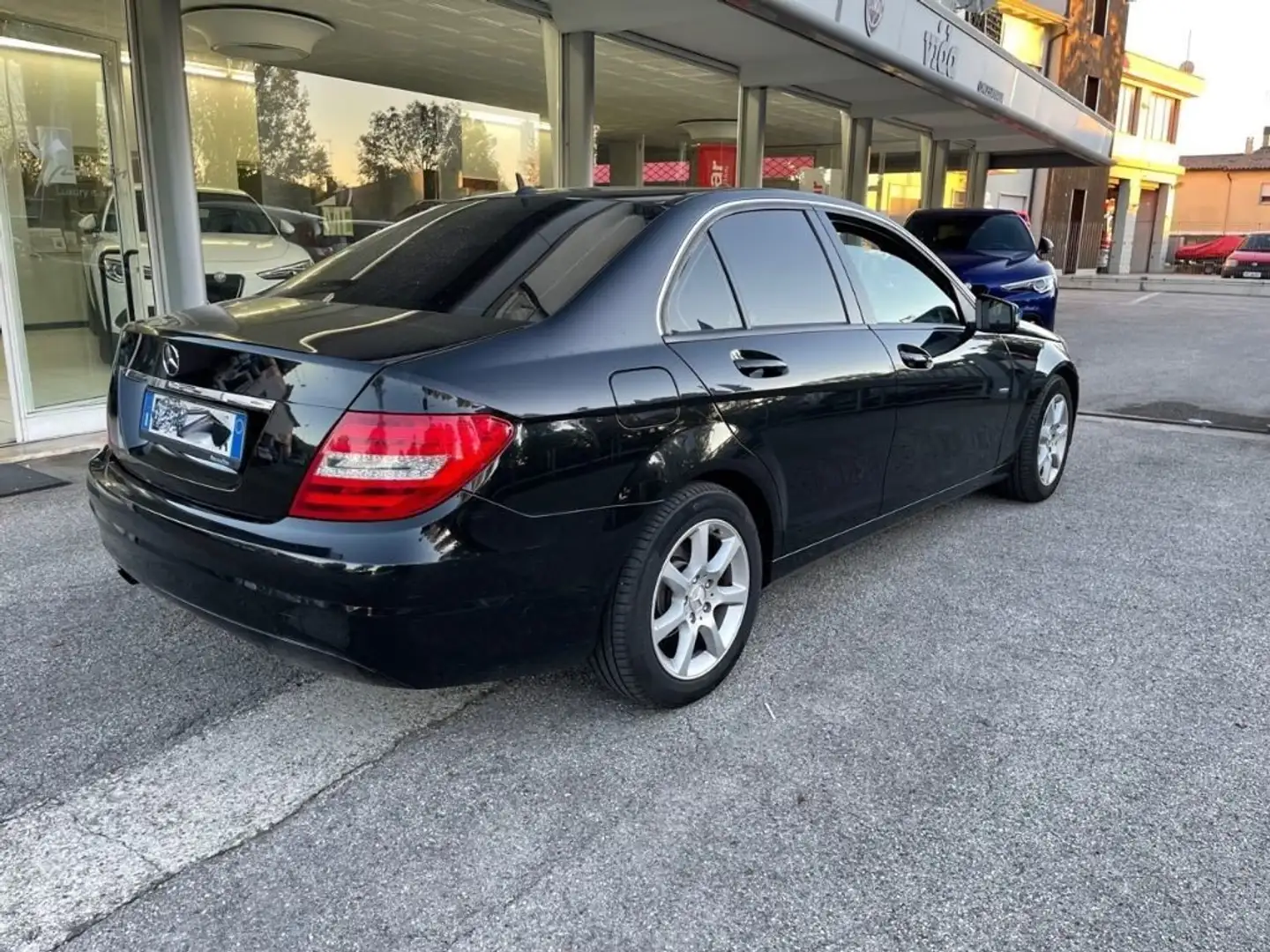 Mercedes-Benz C 200 CDI BlueEFFICIENCY Avantgarde Noir - 2