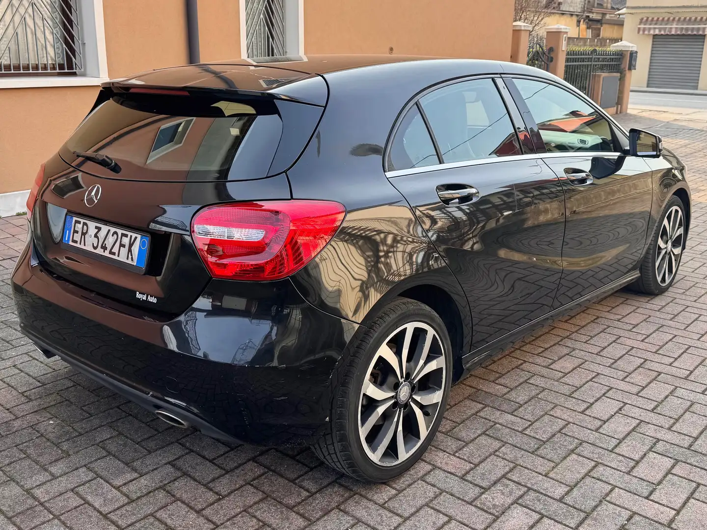 Mercedes-Benz A 180 cdi (be) Executive Nero - 2