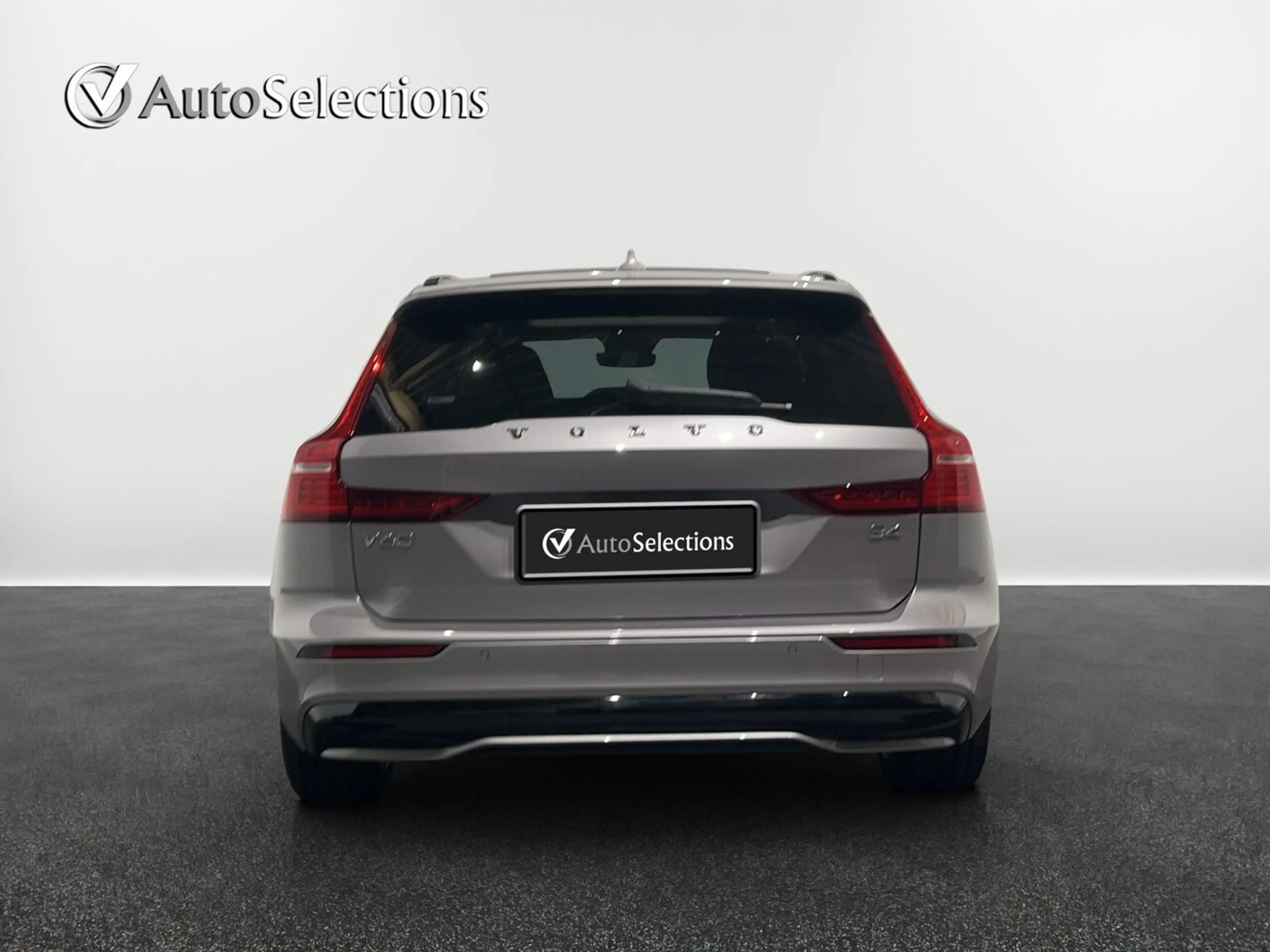 Volvo V60 B4 PLUS DARK/PANO/HEAD-UP /360° — photo 5
