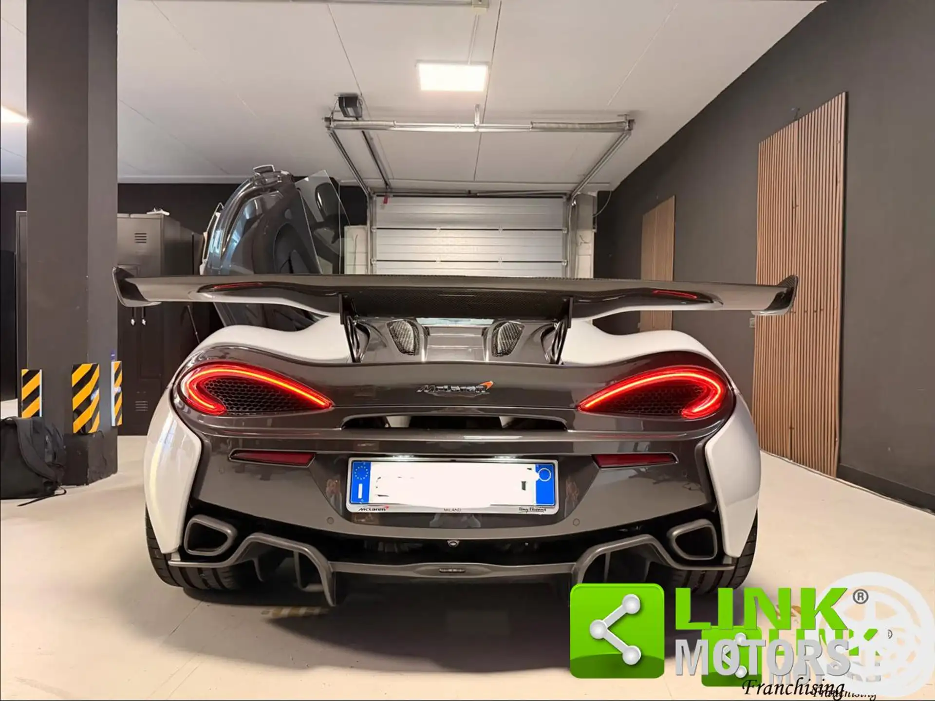 맥라렌 540C 540 3.8 Bi-Turbo V8 2018 화이트 사진 4