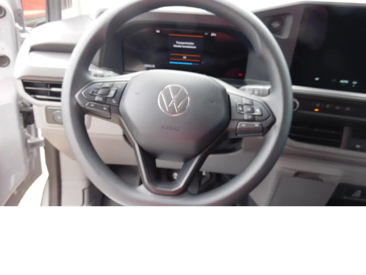 Volkswagen T7 Caravelle Elektro 9 Sitze Navi Klima, миниатюра 7