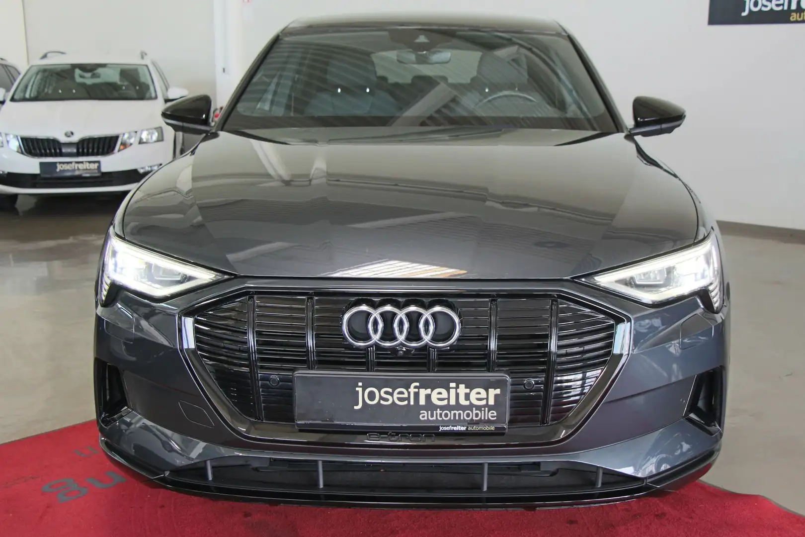 Audi e-tron 50 quattro advanced NP € 87.600,- Gris - 2