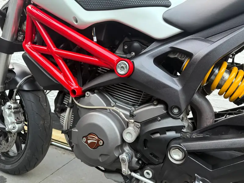 Ducati Monster 796 - foto 5