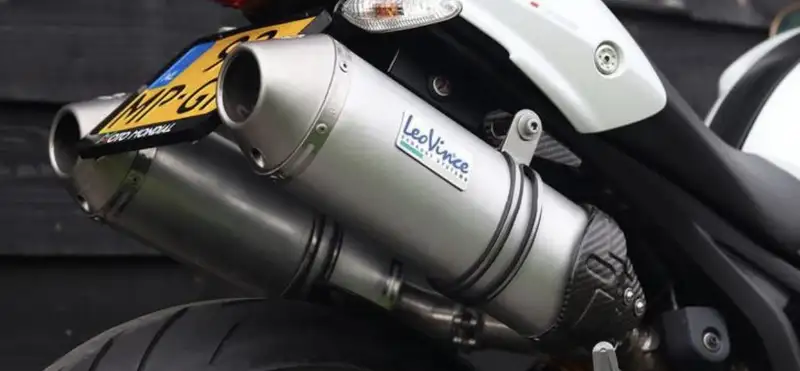 Ducati Monster 796 - foto 2