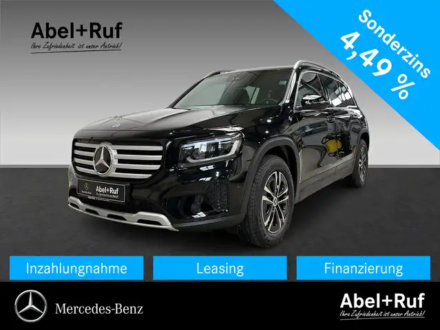 Mercedes-Benz GLB main image