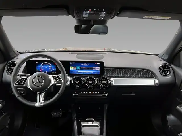 Mercedes-Benz GLB view 10