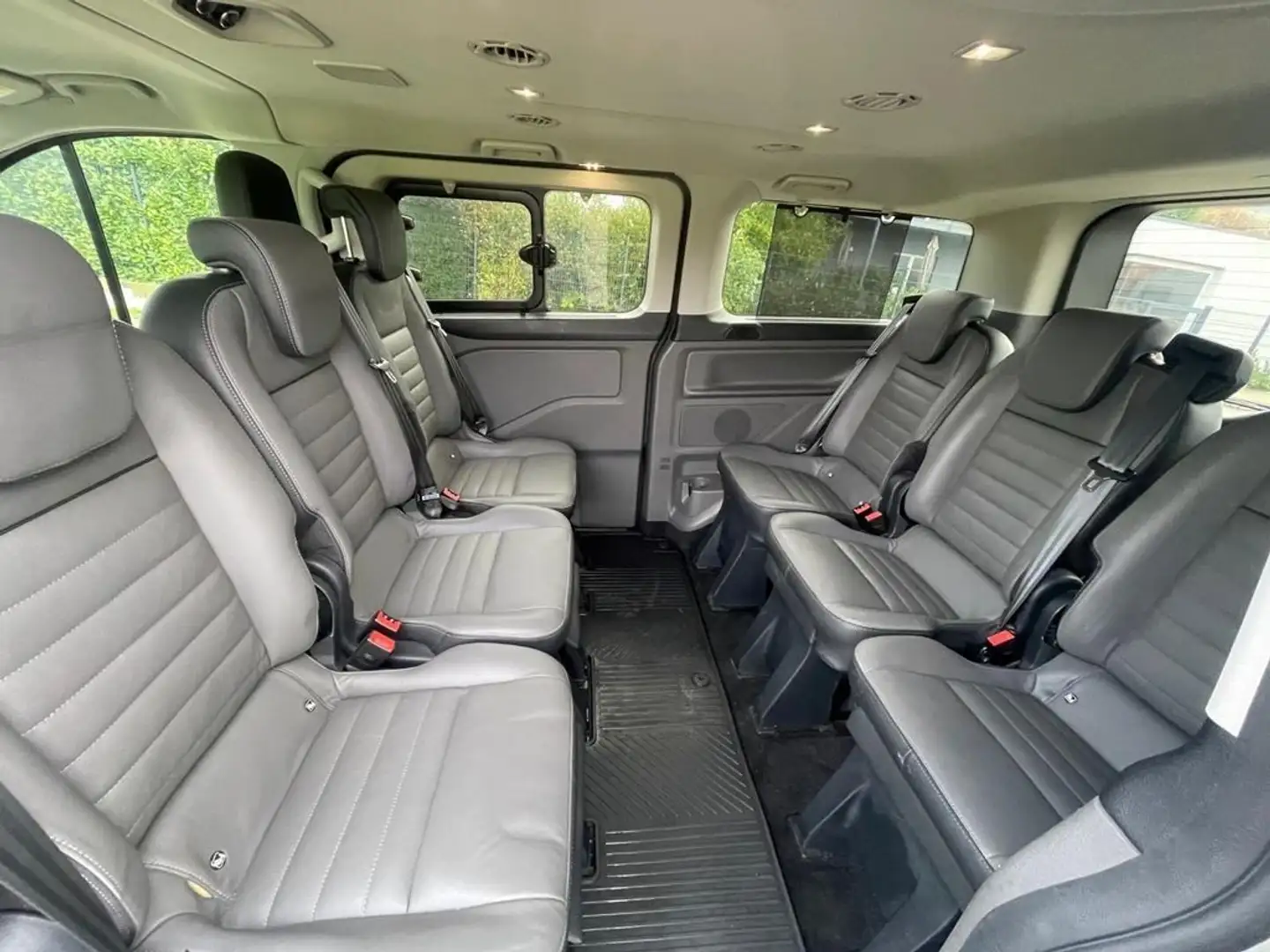 Ford Tourneo Custom 320 2.0 EcoBlue 185CV aut. L1 H1 Titanium Argento - 2