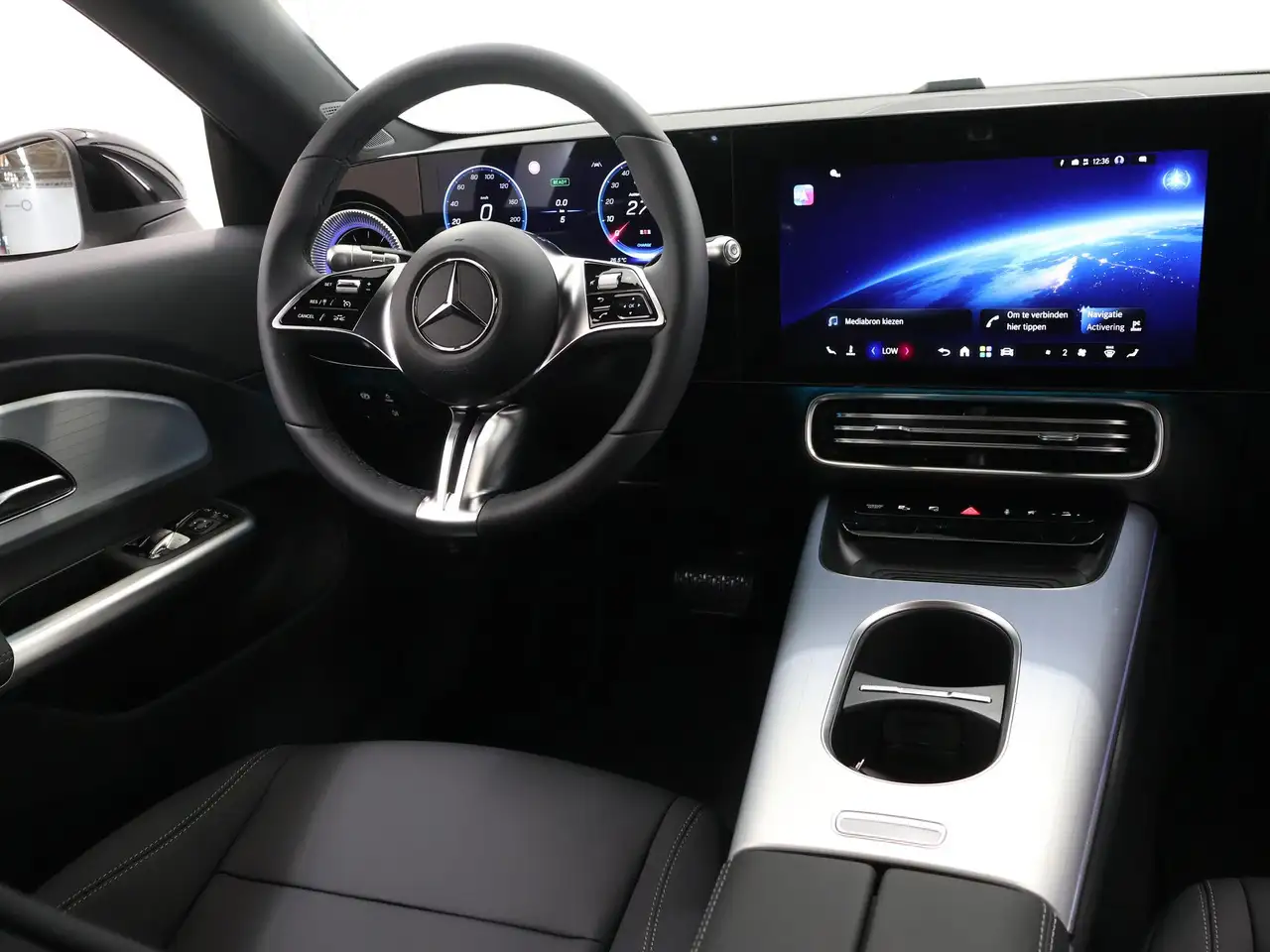 Mercedes-Benz CLA 2026 — фото 9