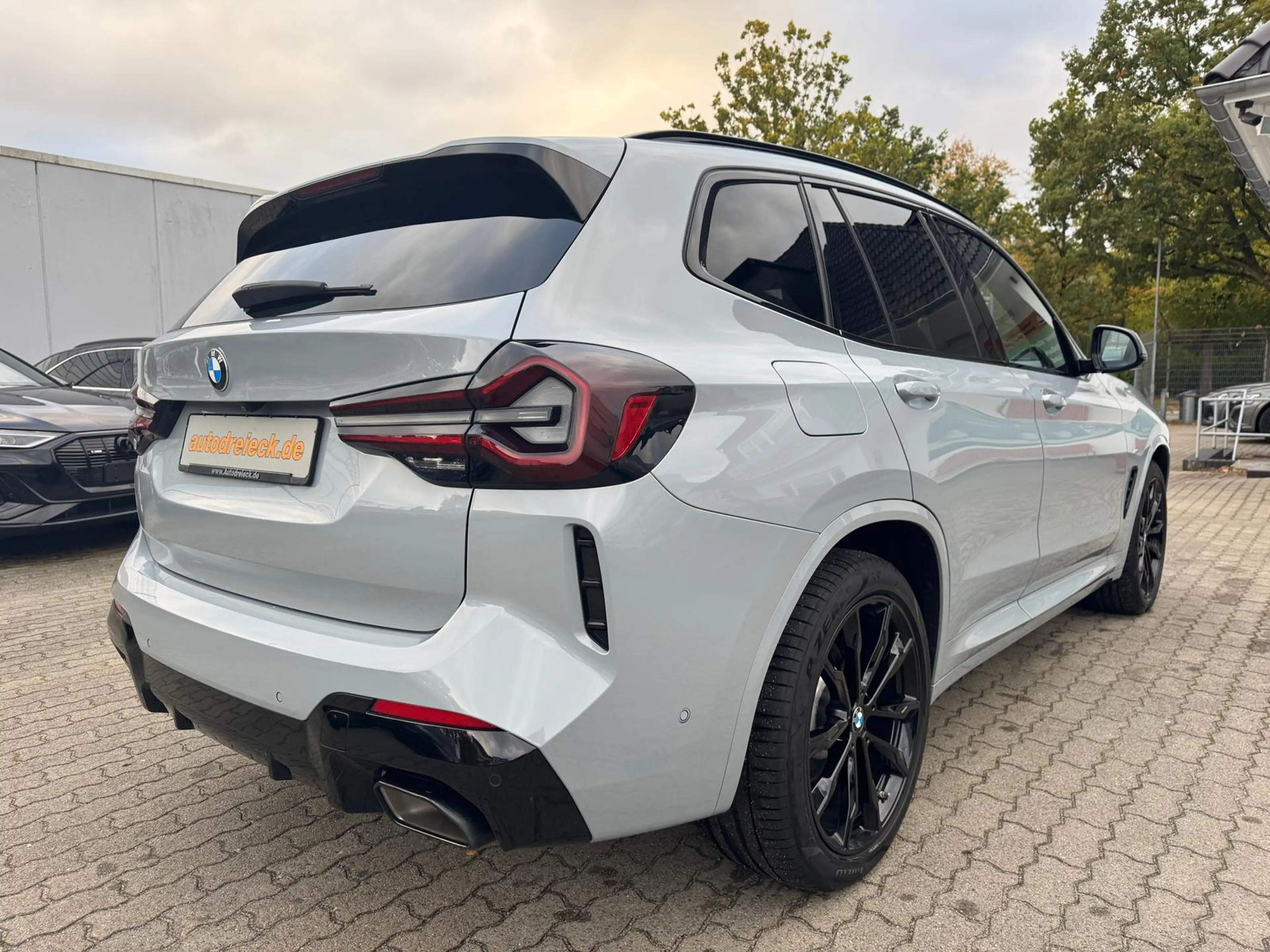 BMW X3 xDrive 20d M Sport AHK SHADOW 360° 20Z SHZ — photo 6