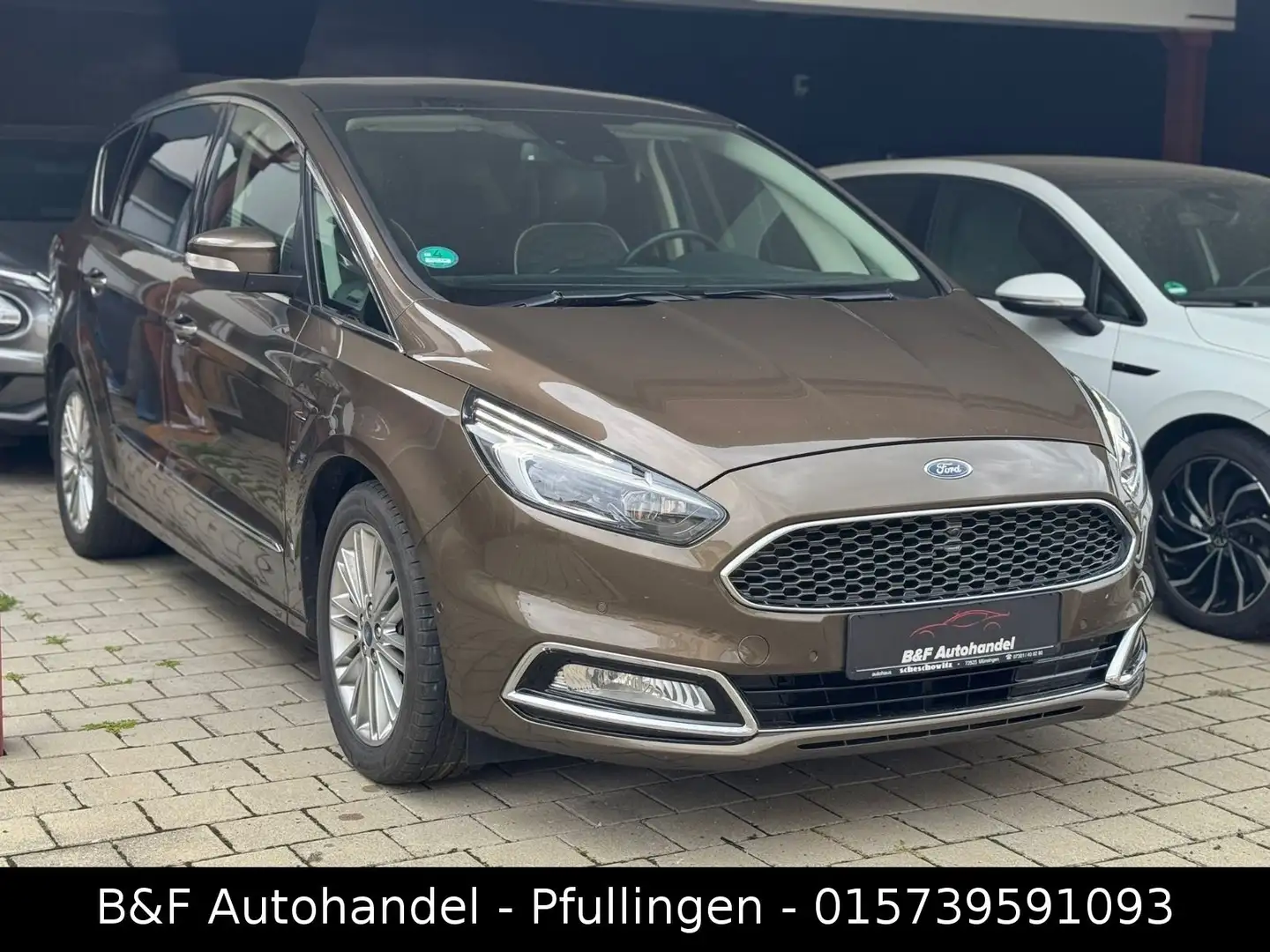 Ford S-Max S-MAX Vignale Aut. 7 Sitzer|R.KAM|Keys|LED Braun - 2