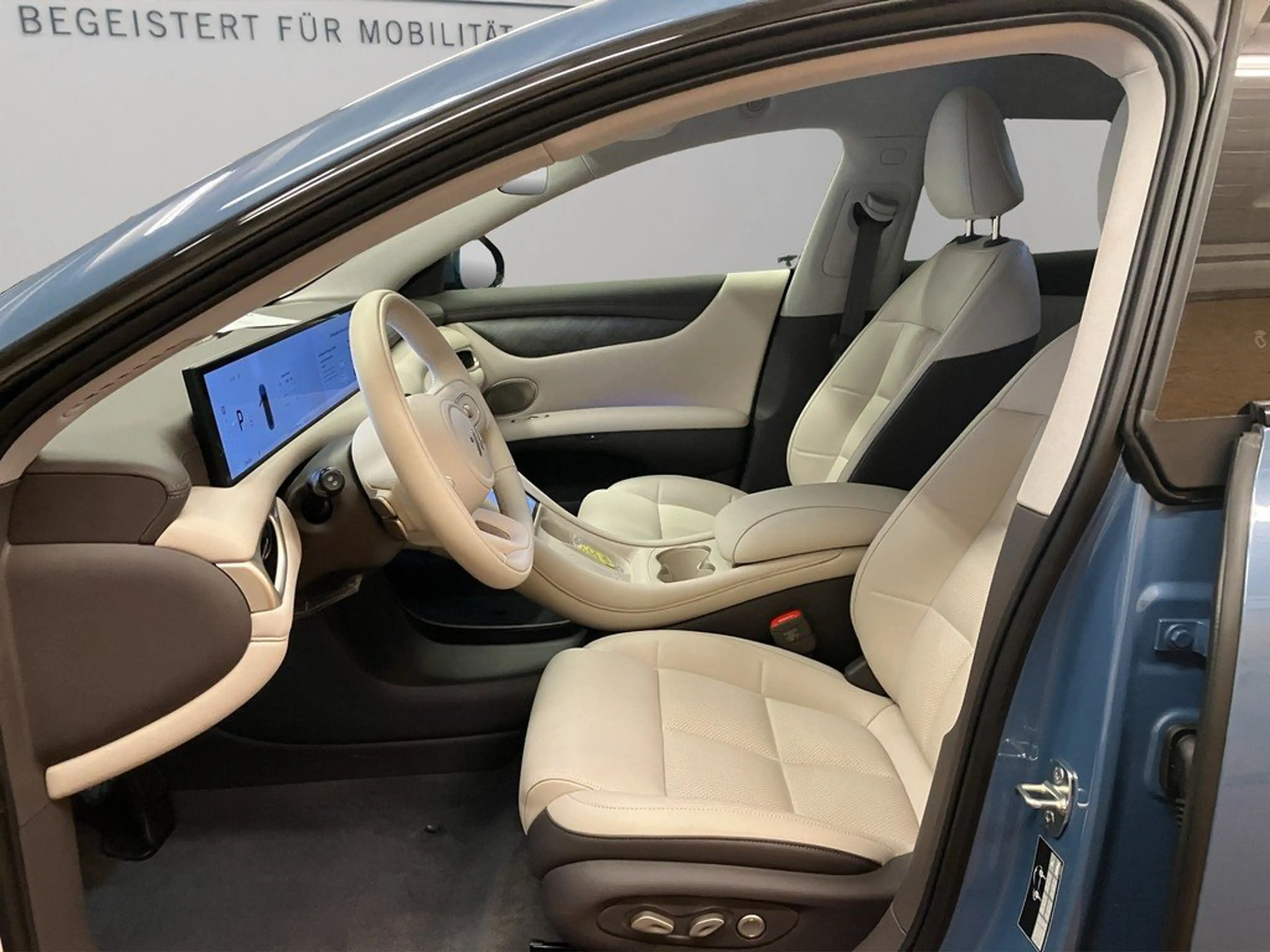 MG Others IM5 553 kW AWD 360° Kamera Navi el.Heckklappe — photo 13