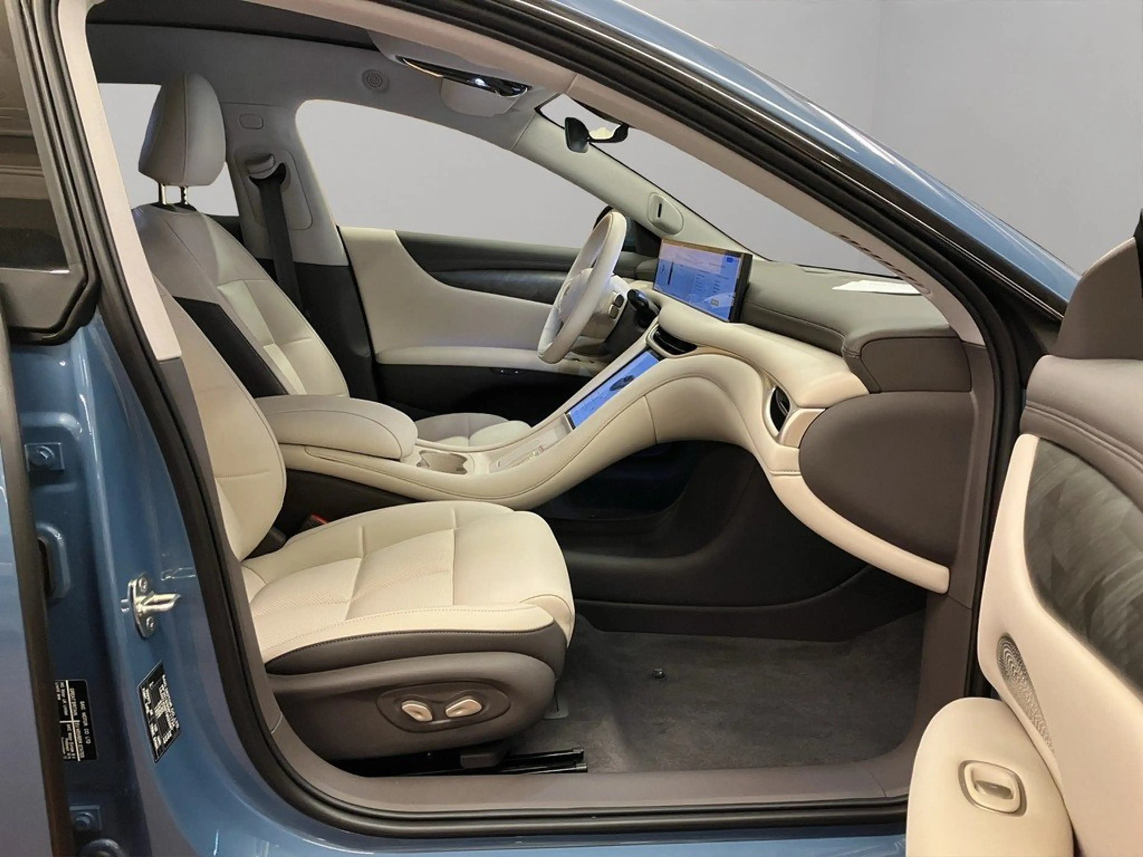 MG Others IM5 553 kW AWD 360° Kamera Navi el.Heckklappe — photo 7