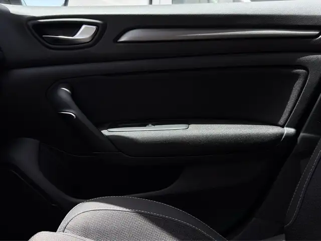 Renault Megane view 25