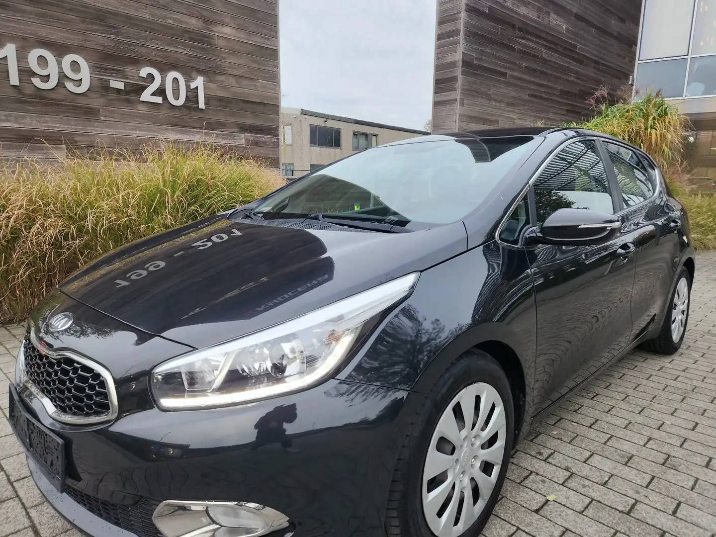 Kia Ceed / cee'd Cee'd 1.6i/ Boite automatique/ 1 propriétaire Noir - 1