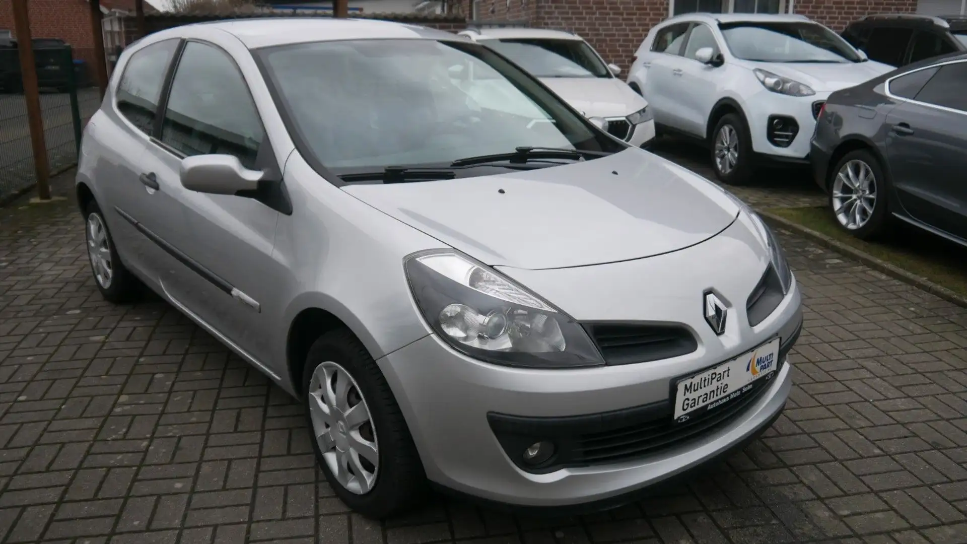 Renault Clio Rip Curl Grau - 1