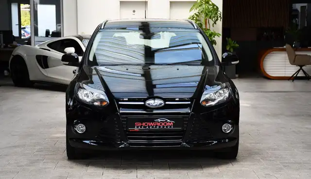 Ford Focus view 5