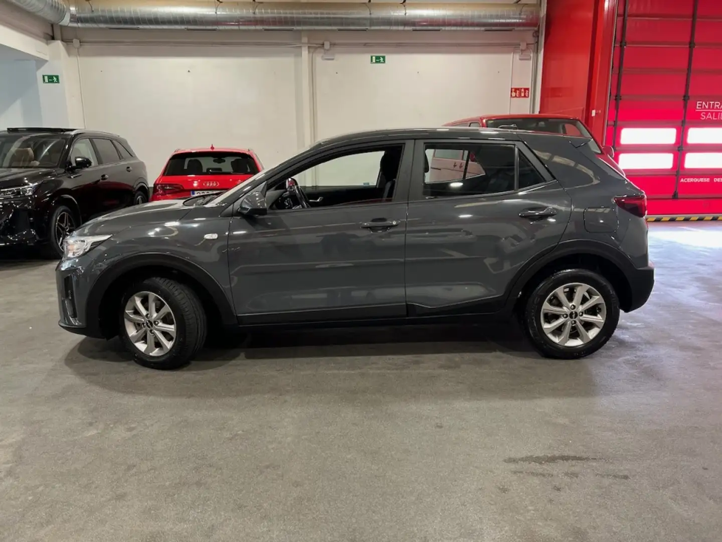 Kia Stonic 1.2 DPi Concept Grau - 2