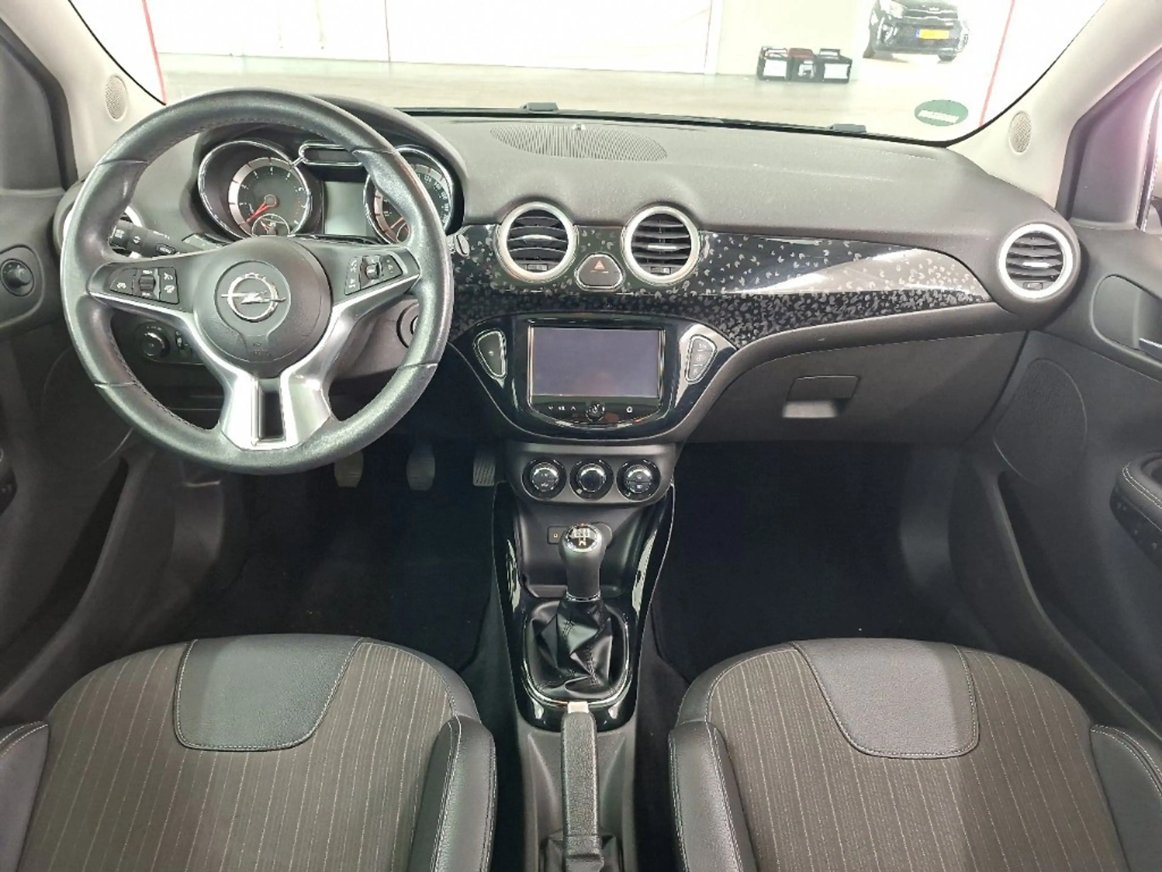 Opel Adam 1.4 Glam/ PANO/ SCHERM — photo 6