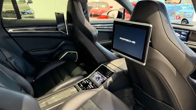 Porsche Panamera Turbo S E-Hybrid PHEV Executive Aut. *VOLL*APPROV Ansicht 37