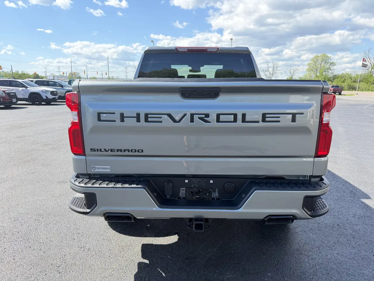 Chevrolet Silverado 1500 снимка Chevrolet Silverado 1500