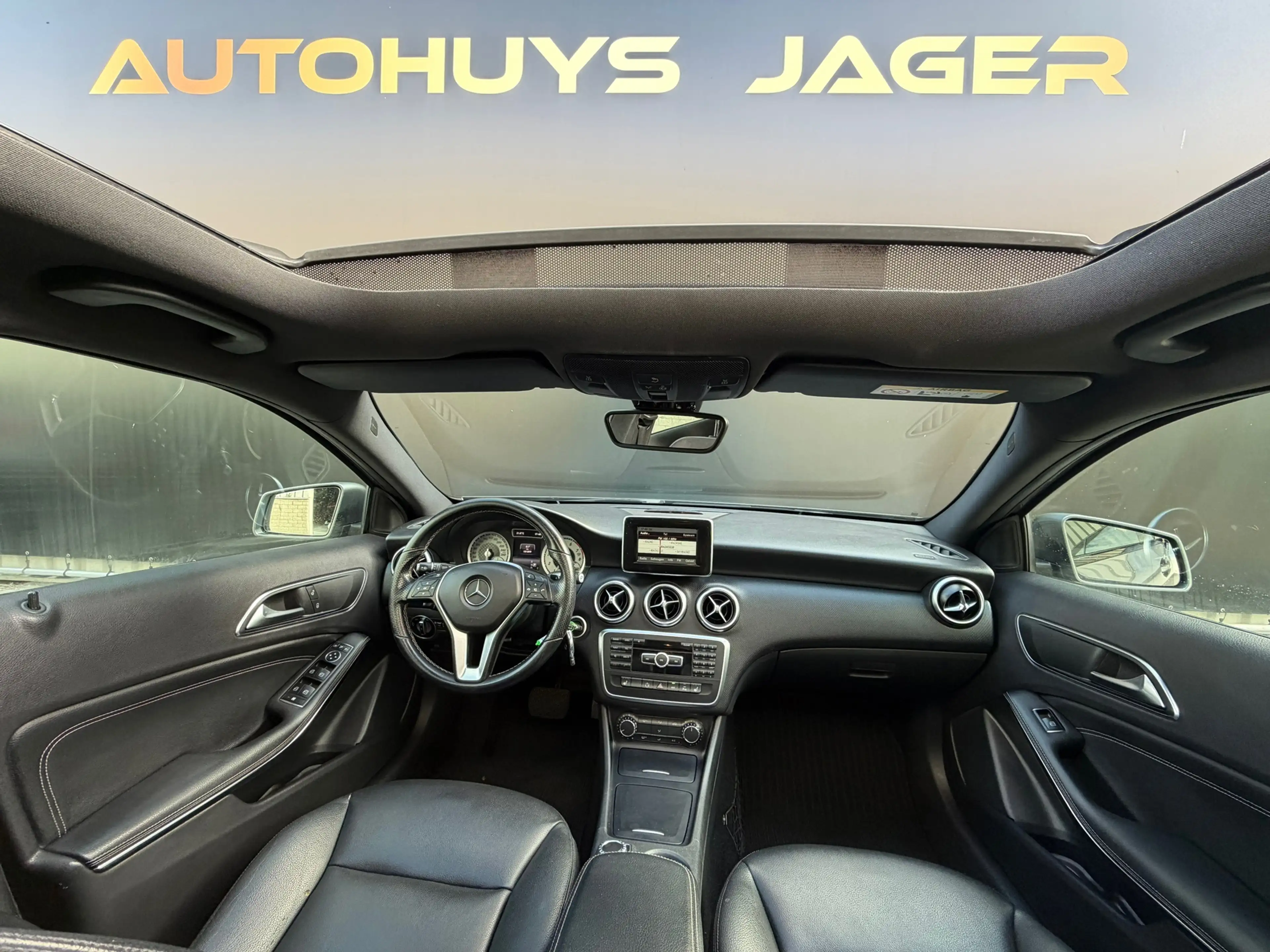 Mercedes-Benz A 200 Prestige Pano Leer Automaat AMGwielen Stoel.Verwar — photo 3