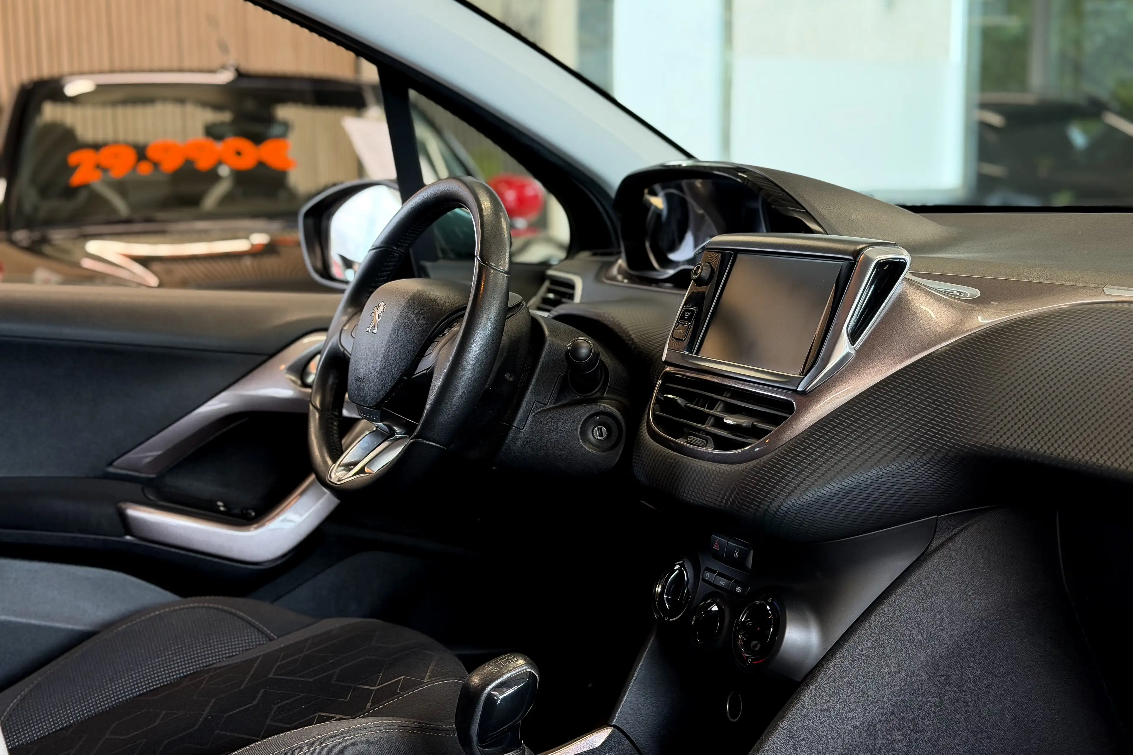 Peugeot 2008 1.4 HDi | Navigation (gps) • Climatisation • Att. remorque | Carnet complet Peugeot | Garantie 1 an — photo 9
