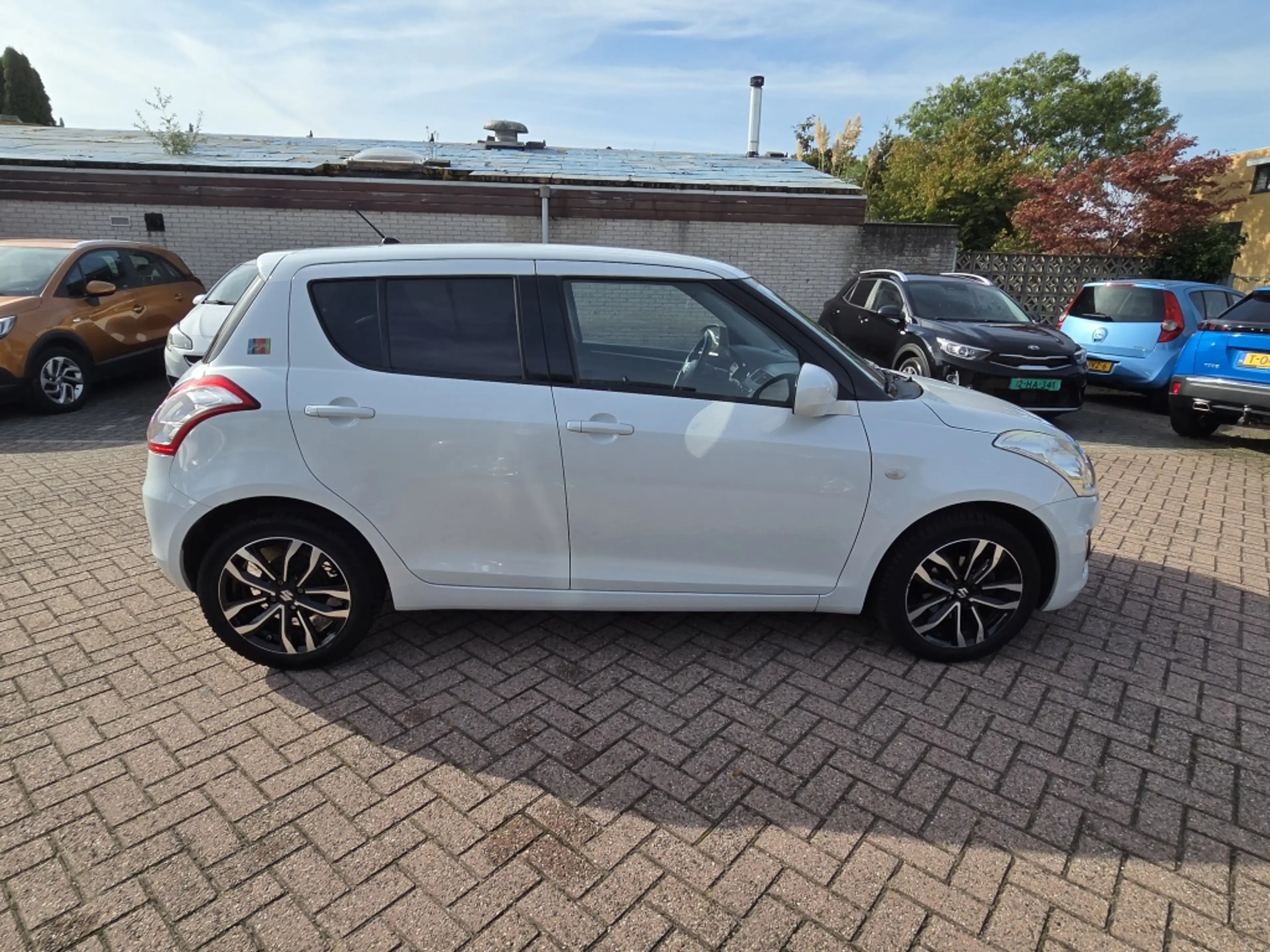 Suzuki Swift 1.2 Bns Ed. EASSS, navi, aur camera, airco, stoelv — photo 6