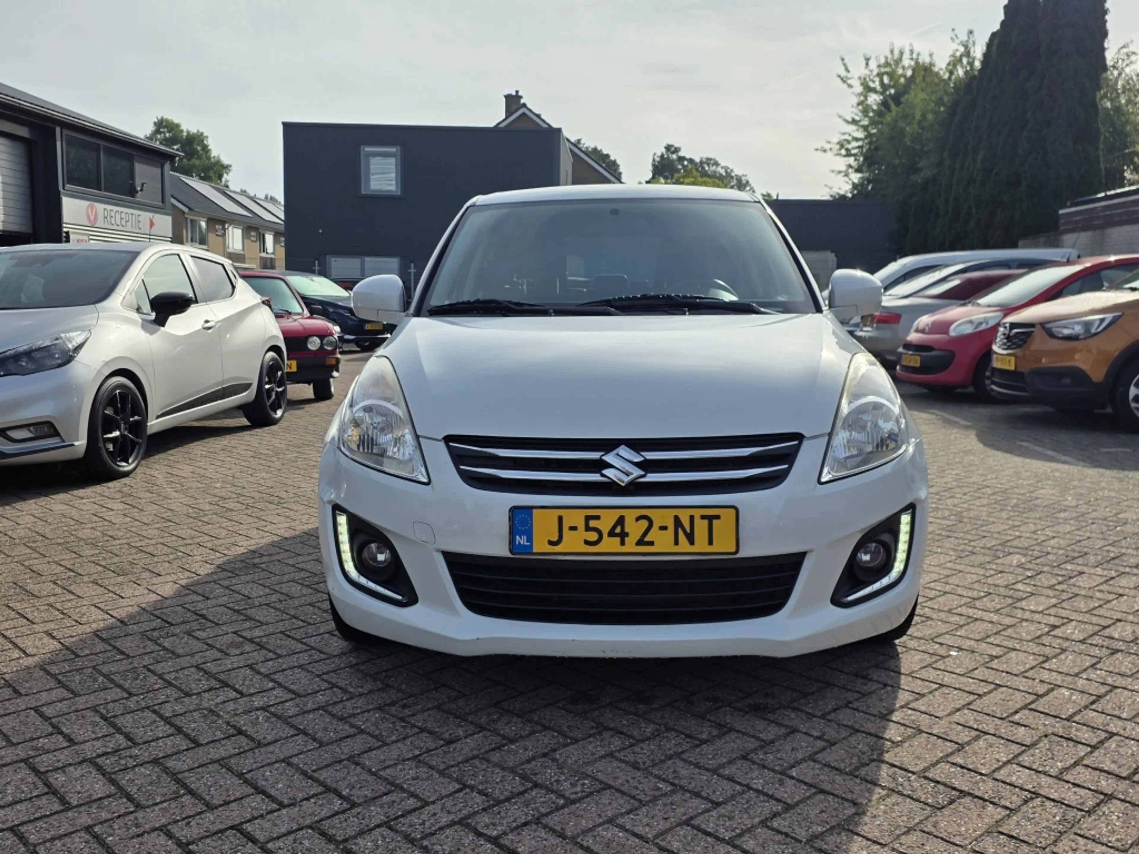 Suzuki Swift 1.2 Bns Ed. EASSS, navi, aur camera, airco, stoelv — photo 2
