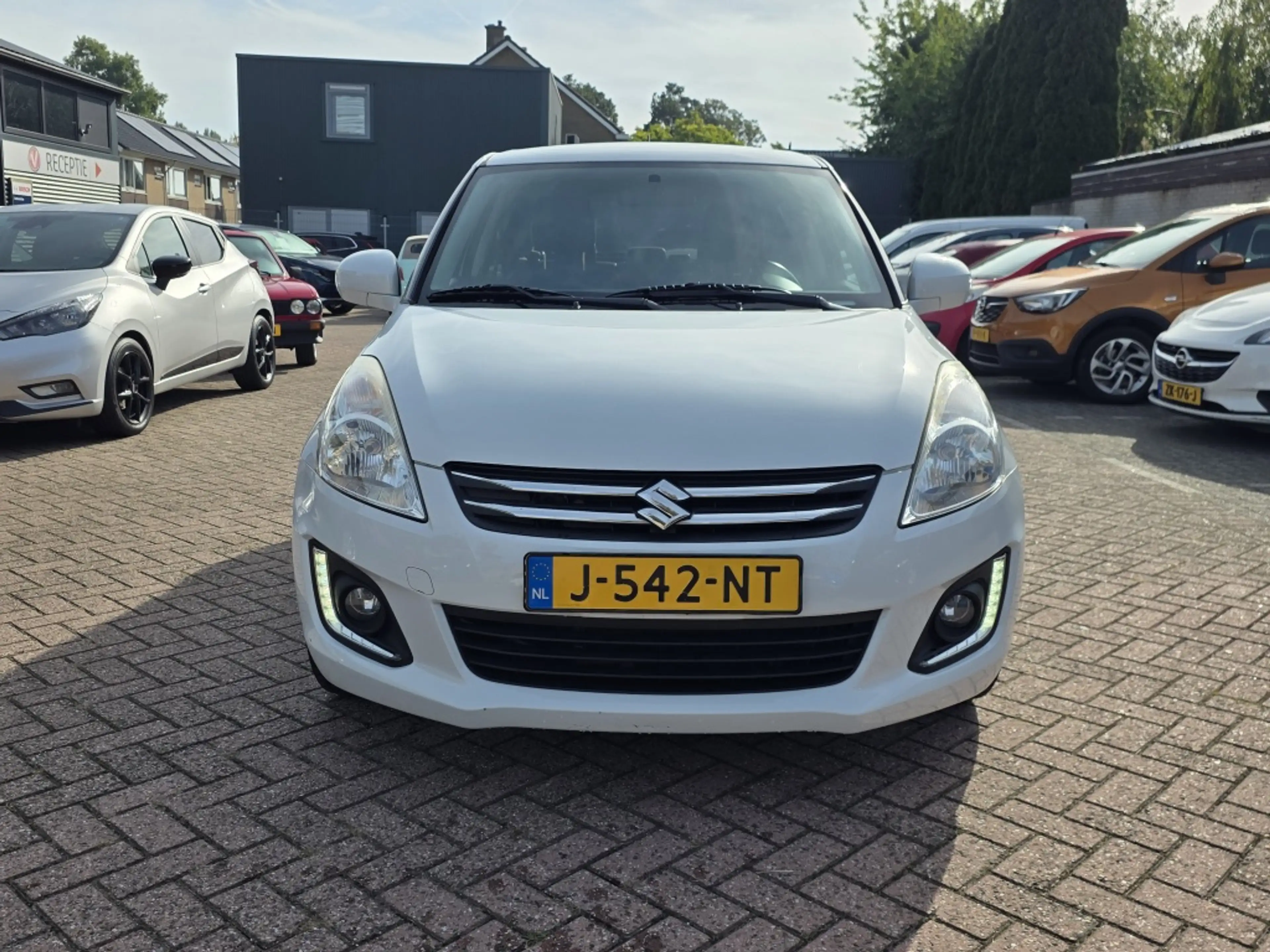 Suzuki Swift 1.2 Bns Ed. EASSS, navi, aur camera, airco, stoelv — photo 4