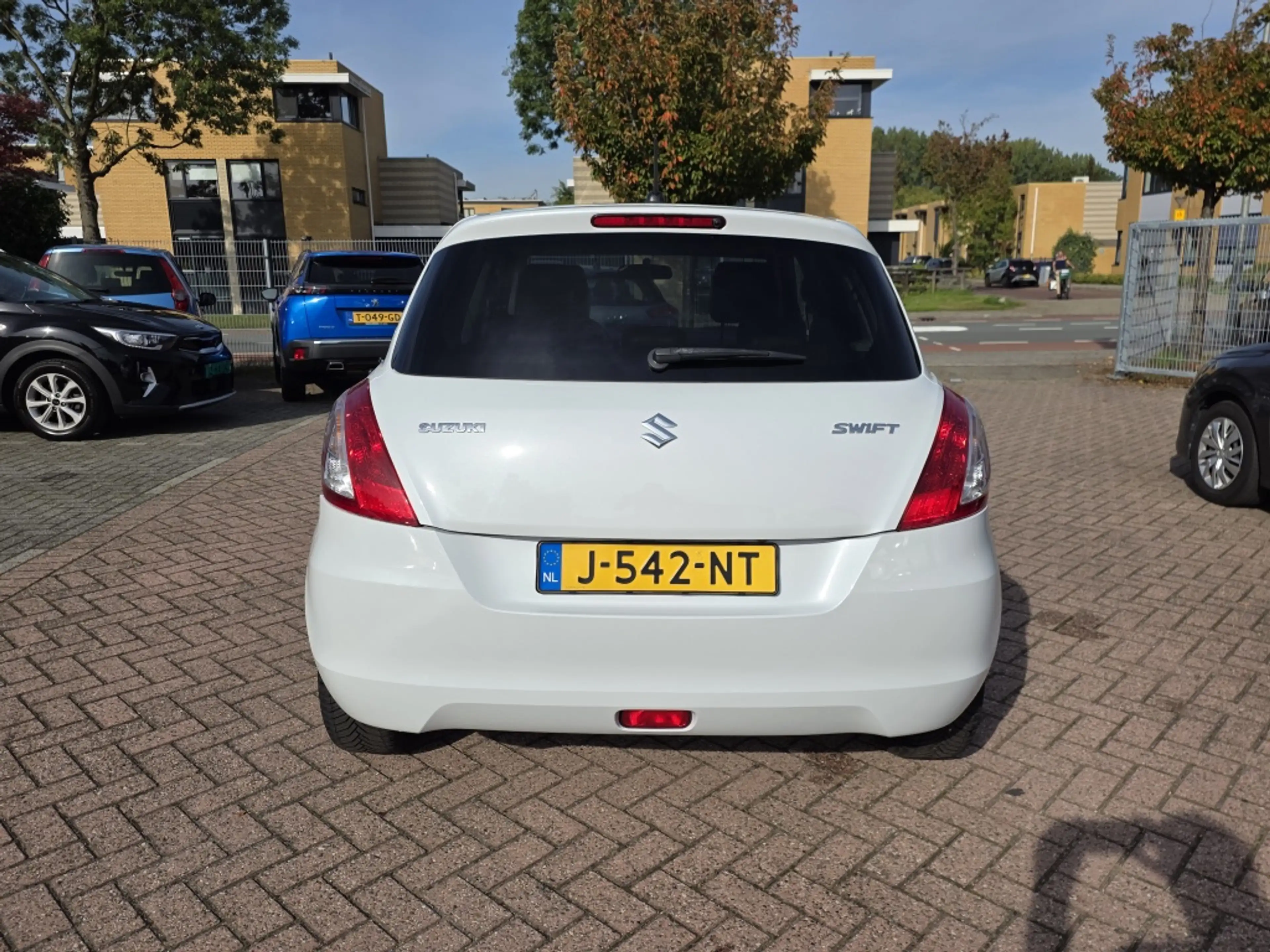 Suzuki Swift 1.2 Bns Ed. EASSS, navi, aur camera, airco, stoelv — photo 8