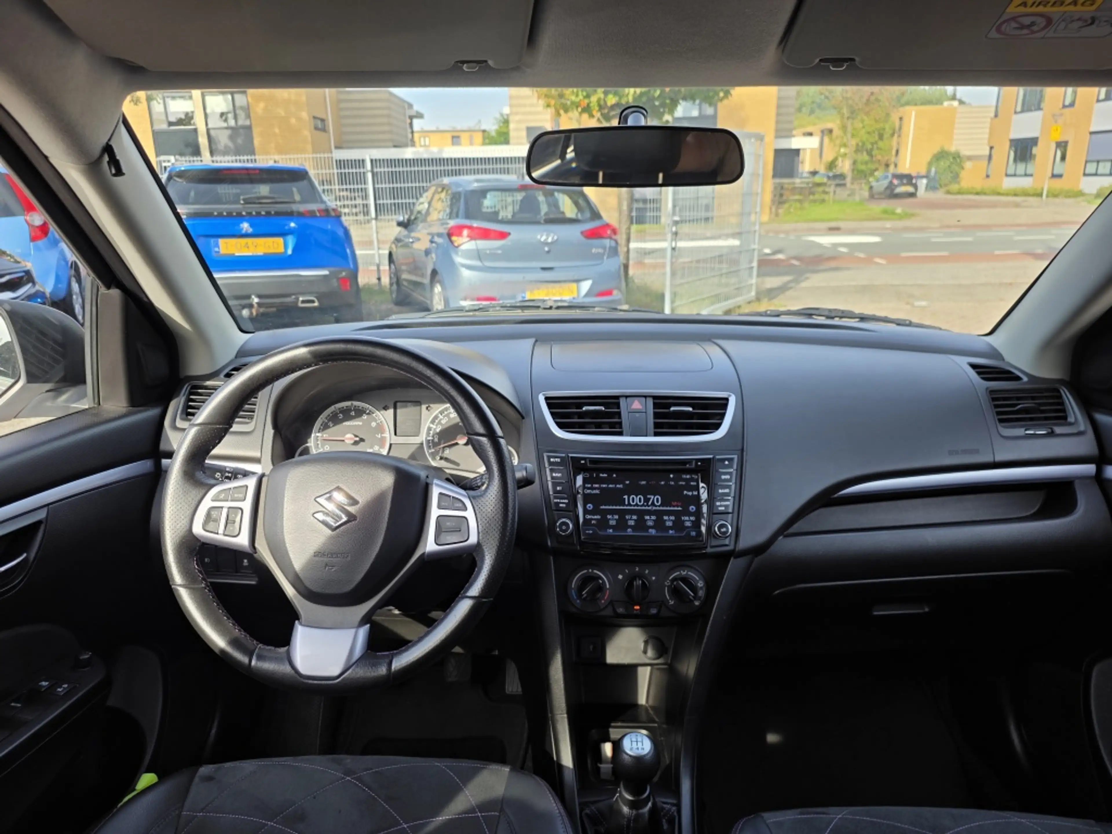 Suzuki Swift 1.2 Bns Ed. EASSS, navi, aur camera, airco, stoelv — photo 20
