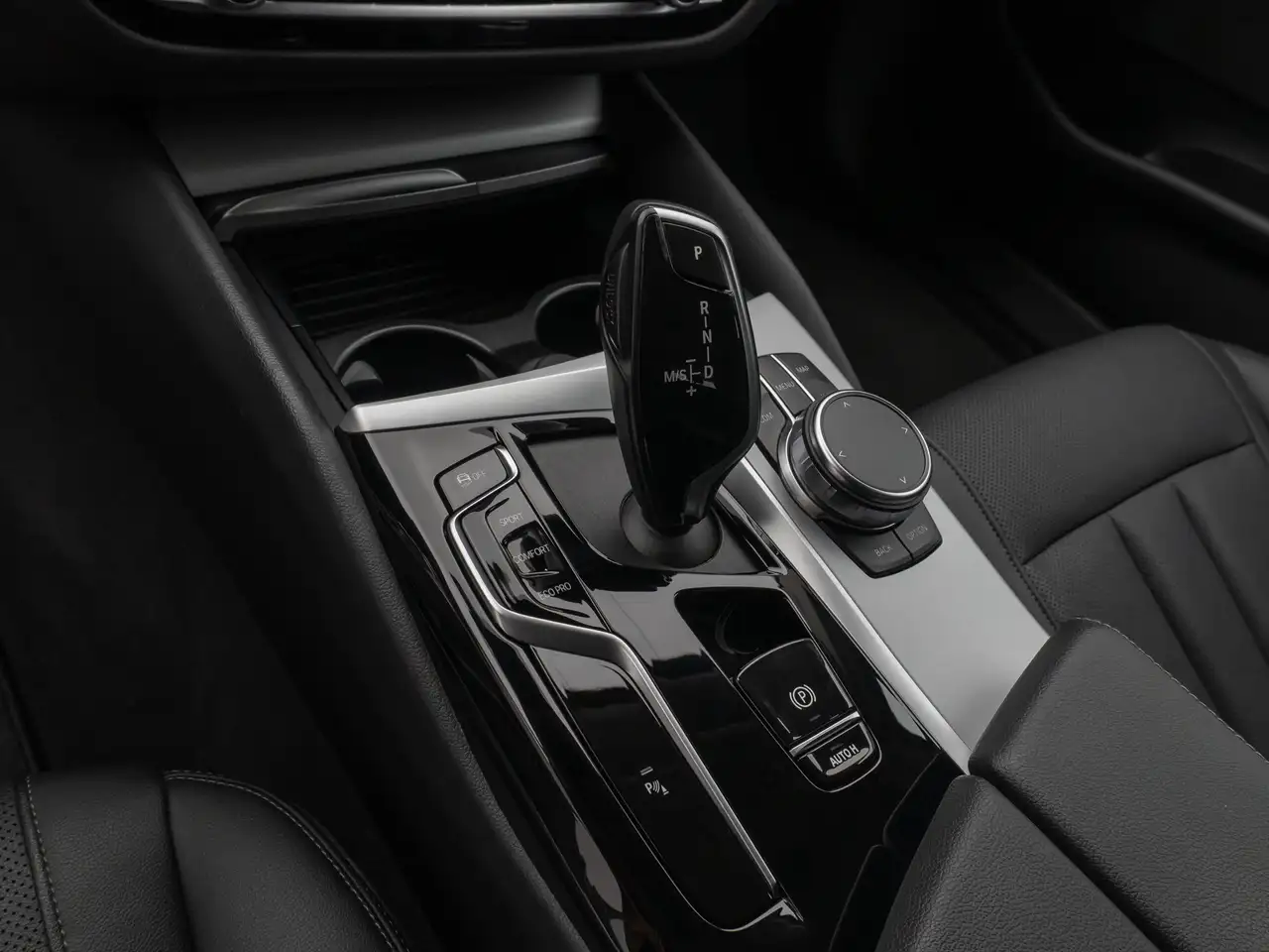 BMW 520 DAB WLAN Cock Leder Sitzhzg LED Alarm PDC, миниатюра 23