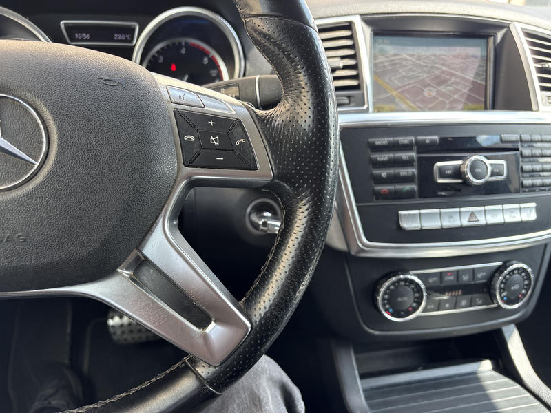 Mercedes-Benz ML 350 M-klasse BlueTEC | Leder | Climate | Cruise | Navi — photo 11
