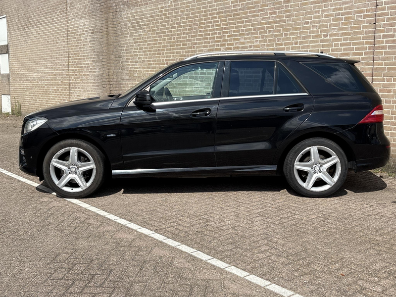 Mercedes-Benz ML 350 M-klasse BlueTEC | Leder | Climate | Cruise | Navi — photo 8