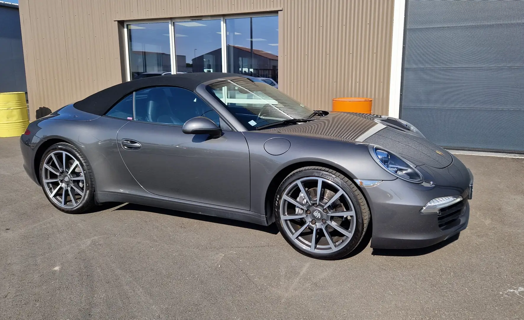 Porsche 911 911 Carrera Cabriolet 3.4i 350 PDK Grijs - 2