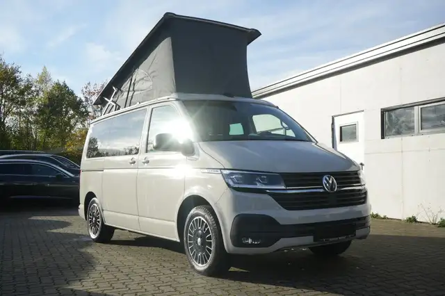 Volkswagen T6 California 2,0TDI DSG Beach Camper Navi/Kamer